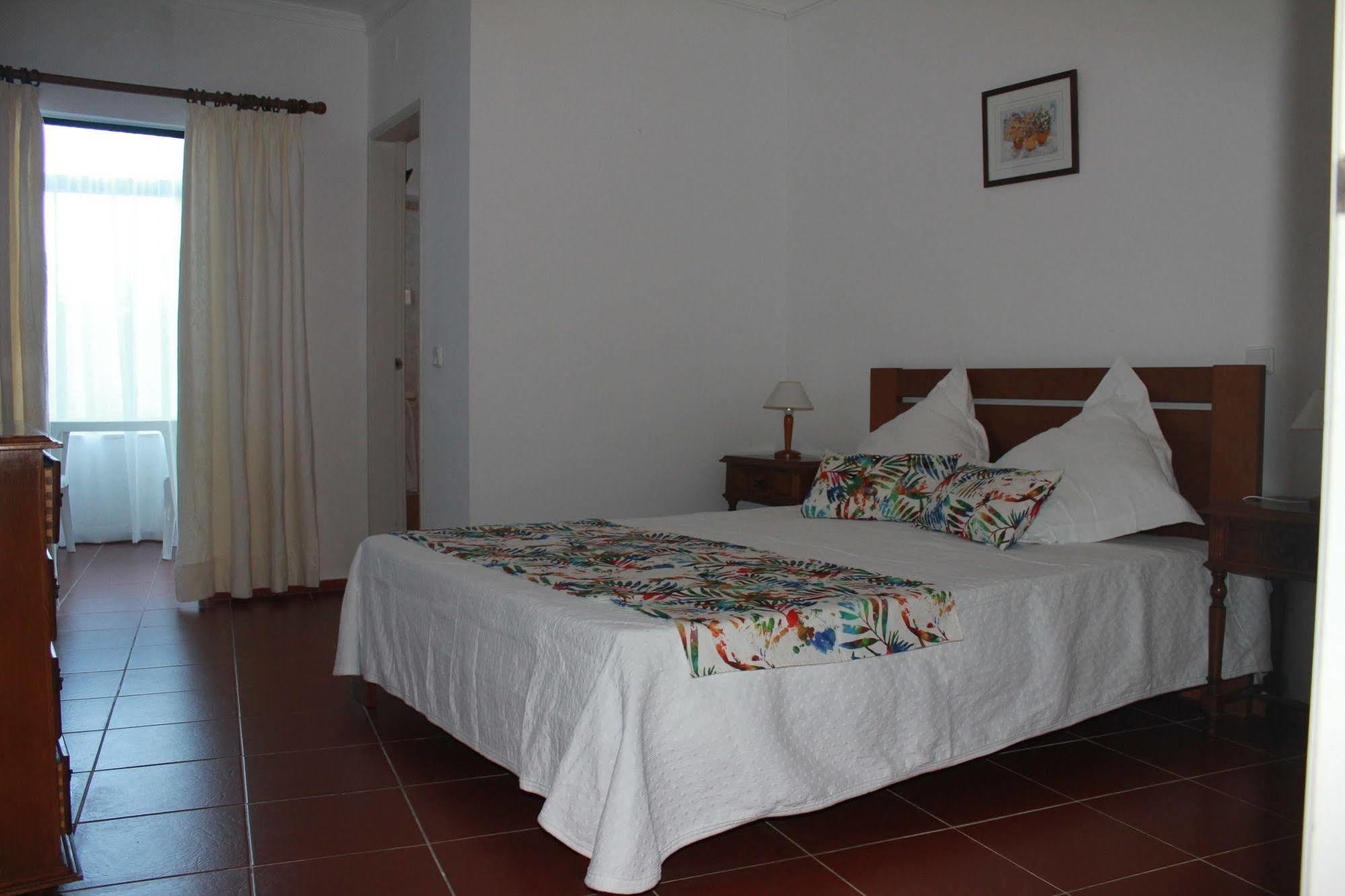 Bed and Breakfast Manta Guest à Manta Rota Extérieur photo