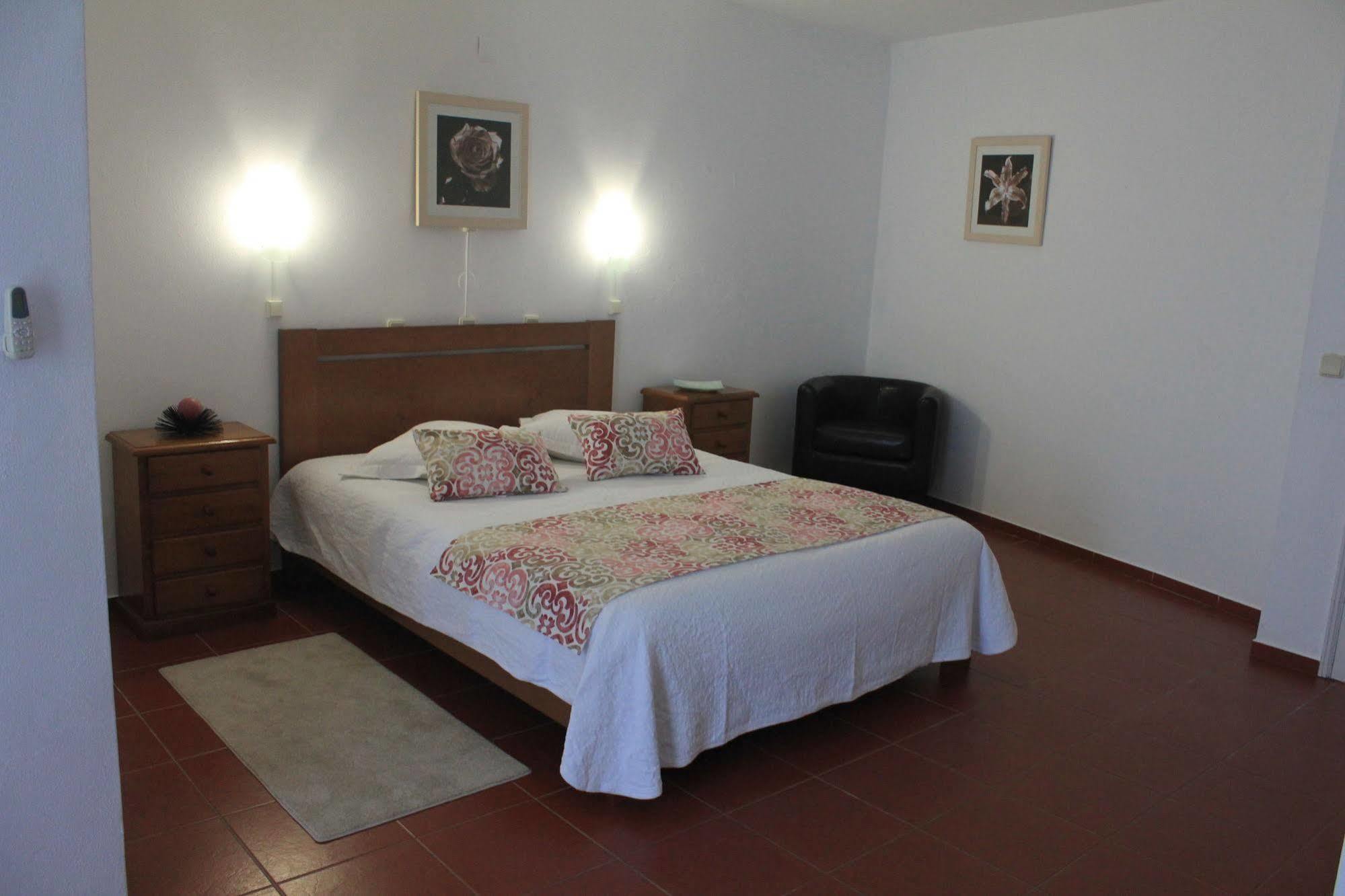 Bed and Breakfast Manta Guest à Manta Rota Extérieur photo